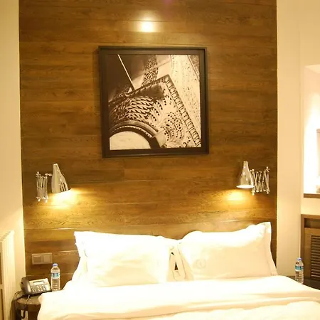 Aparthotel Urban 4*