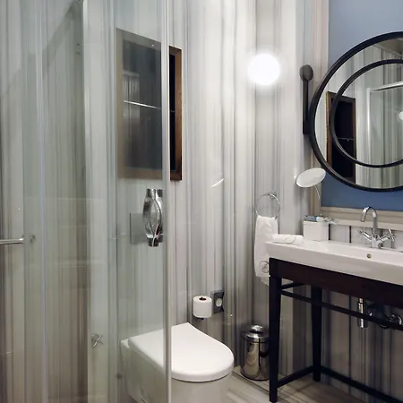 Aparthotel Urban 4*
